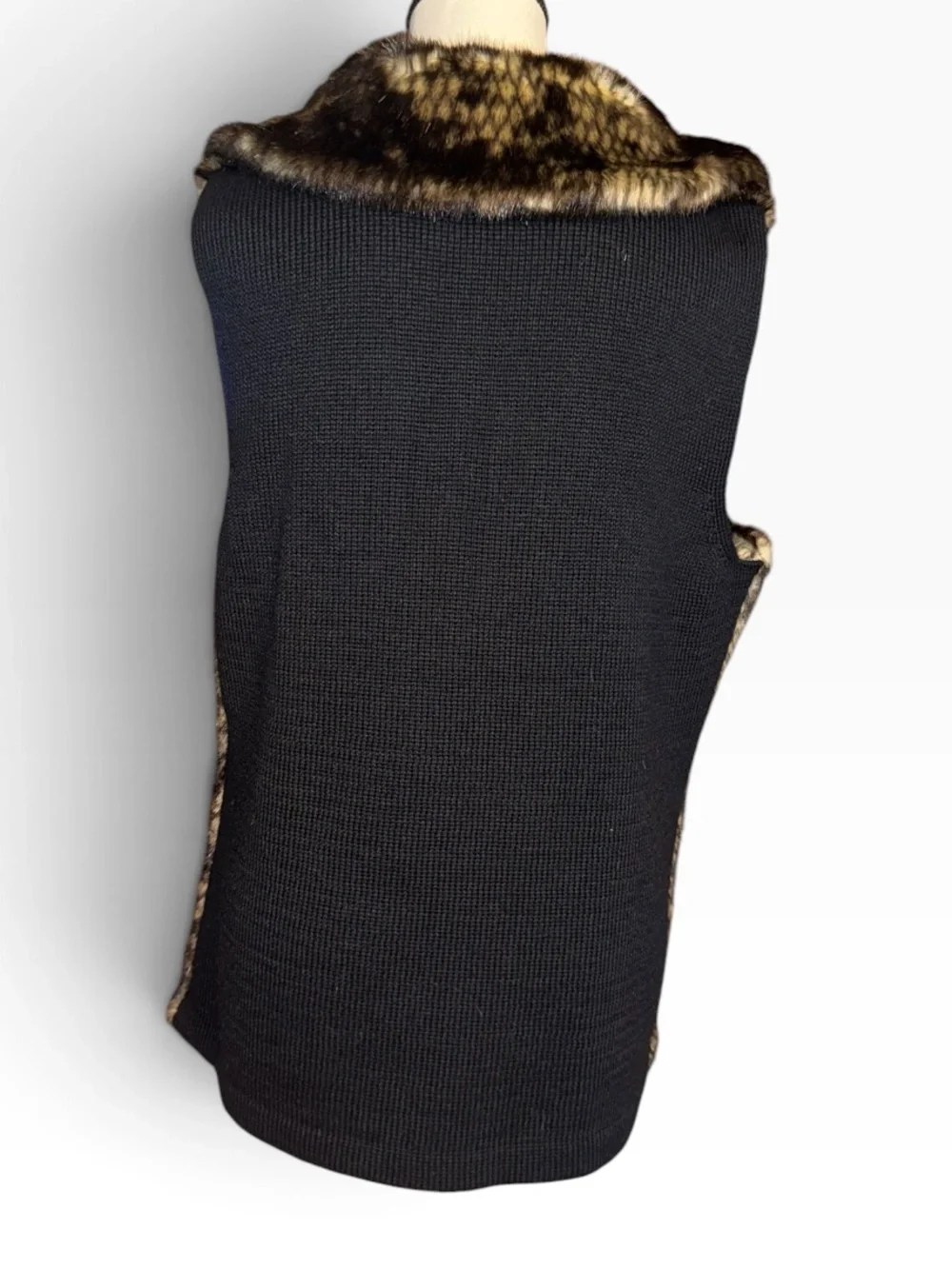 Dennis Basso Faux Fur Vest Womens M Brown Black Animal Print Mink Look Luxury M